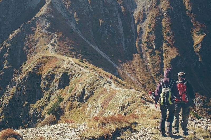 Slik planlegger du en trygg og fin fjelltur i vårsesongen